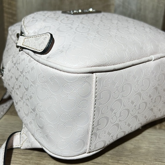 Guess Cream Backpack - Picture 9 of 14